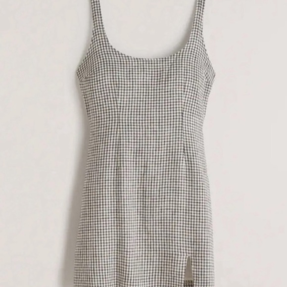 Split Hem Mini Dress - Picture 6 of 8